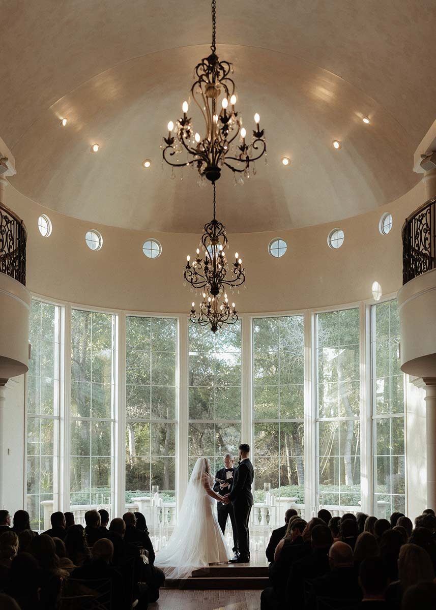 Golden-hour-live-art-ashley-joe-ceremony-1